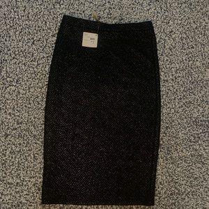 Black pencil skirt